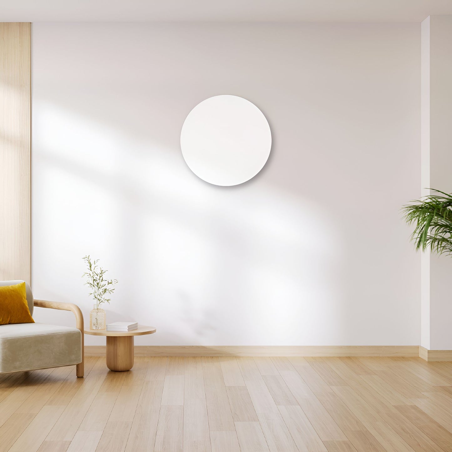 Wit rond Herschel Select XLS infraroodpaneel gemonteerd aan de muur in een woonkamer