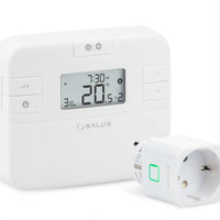 Witte Salus draadloze thermostaat met digitaal display naast draadloze stekkerontvanger met groen statuslampje op witte achtergrond